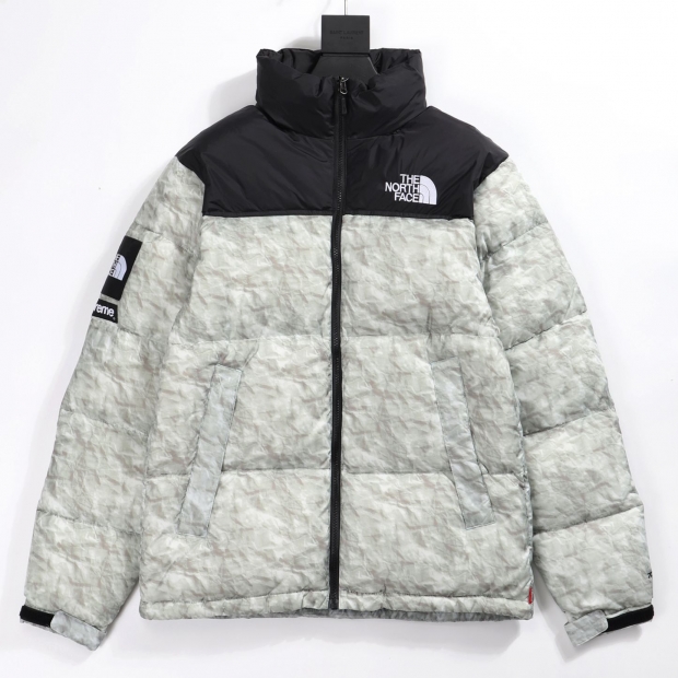 シュプリーム　supreme　Paper Print Nuptse　ダウンジャケット　最高ランク