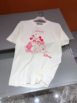 GUCCI×DISNEY限定コラボ　ミッキーＴシャツ　最高ランク