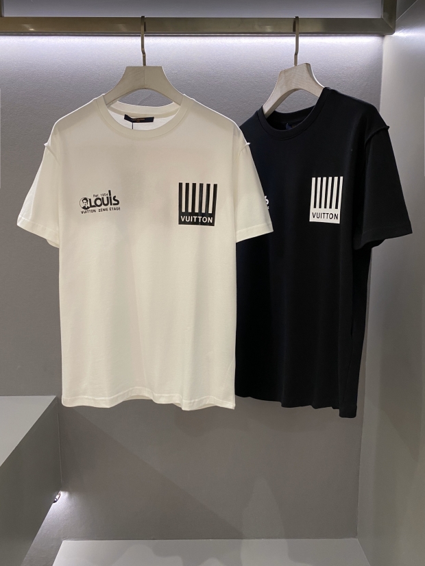 ルイヴィトン　Ｔシャツ