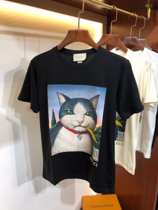 グッチ　　Ｔシャツ