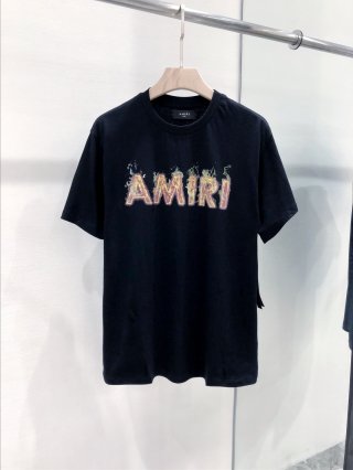 アミリー　　　Ｔシャツ