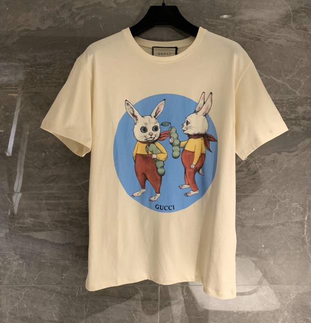 グッチ　　Ｔシャツ