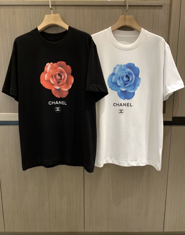 シャネル　　　Ｔシャツ