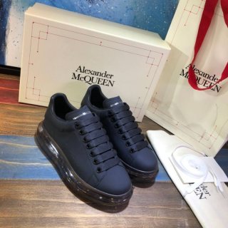 Alexander MCQUEEN スニーカー