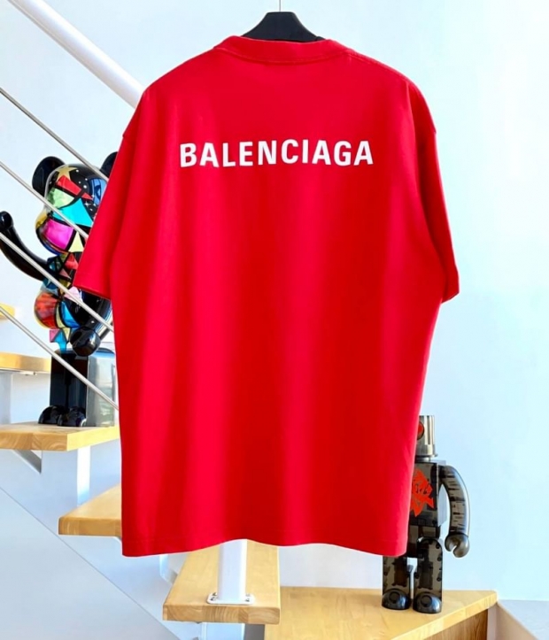 バレンシアガ　balenciaga 後ろロゴ　Ｔシャツ　最高ランク