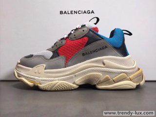 バレンシアガ　balenciaga トリプルS　triples　スニーカー 最高ランク