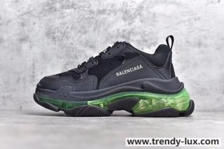 バレンシアガ　balenciaga トリプルS　triples　スニーカー 最高ランク