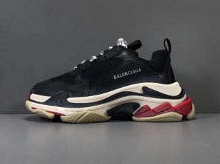 バレンシアガ　balenciaga トリプルS　triples　スニーカー 最高ランク